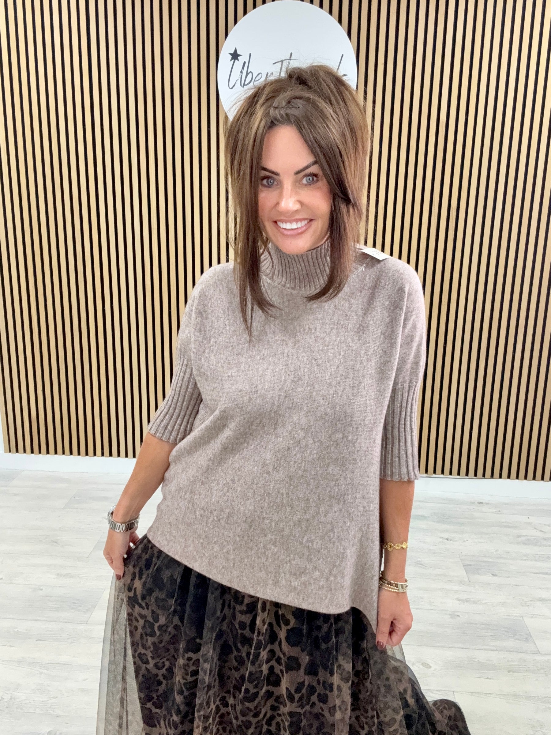 Crop Sleeve Knit - Mocha