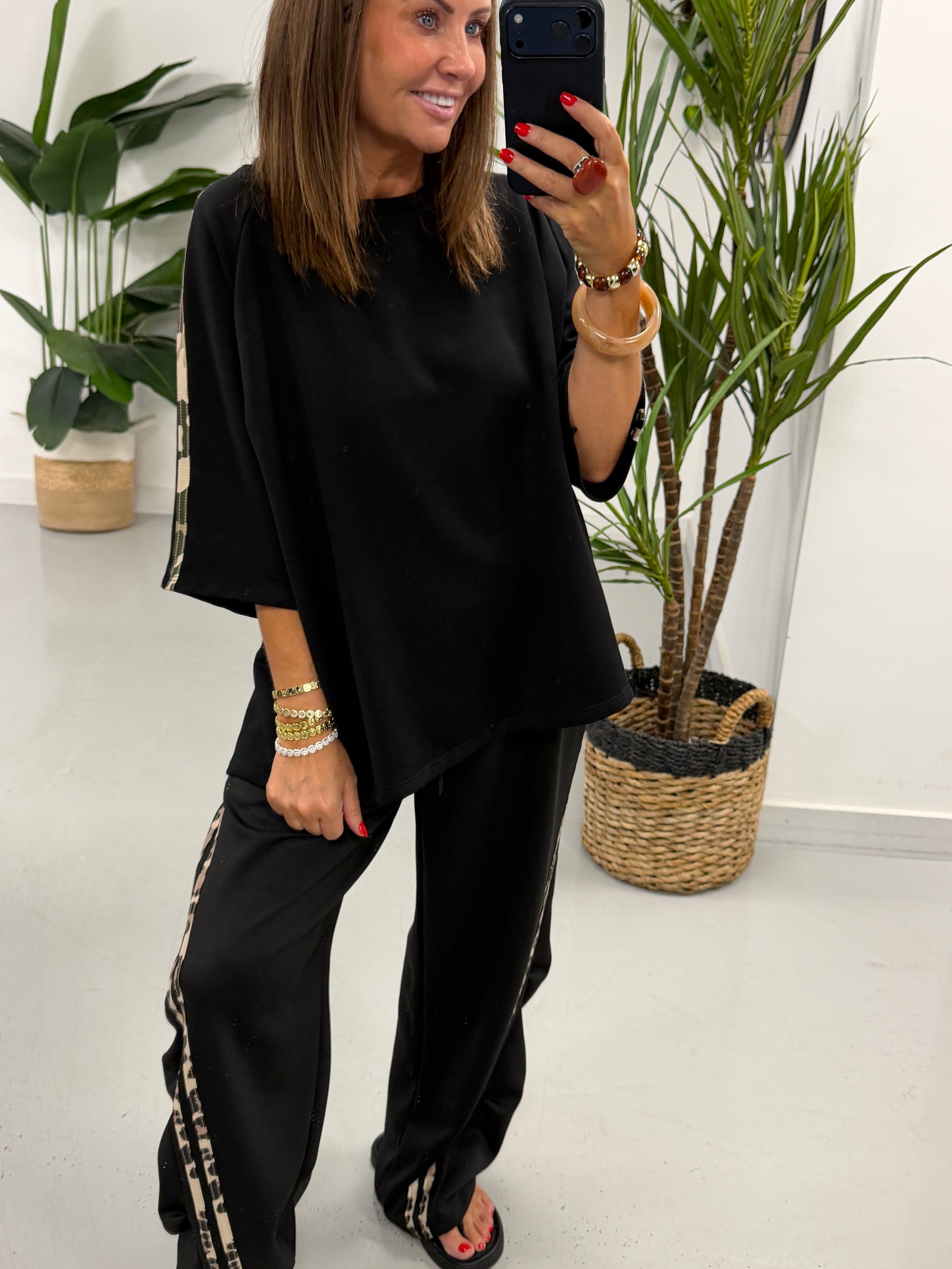 The Delux Jersey Camo Print Trim Tracksuit - Black