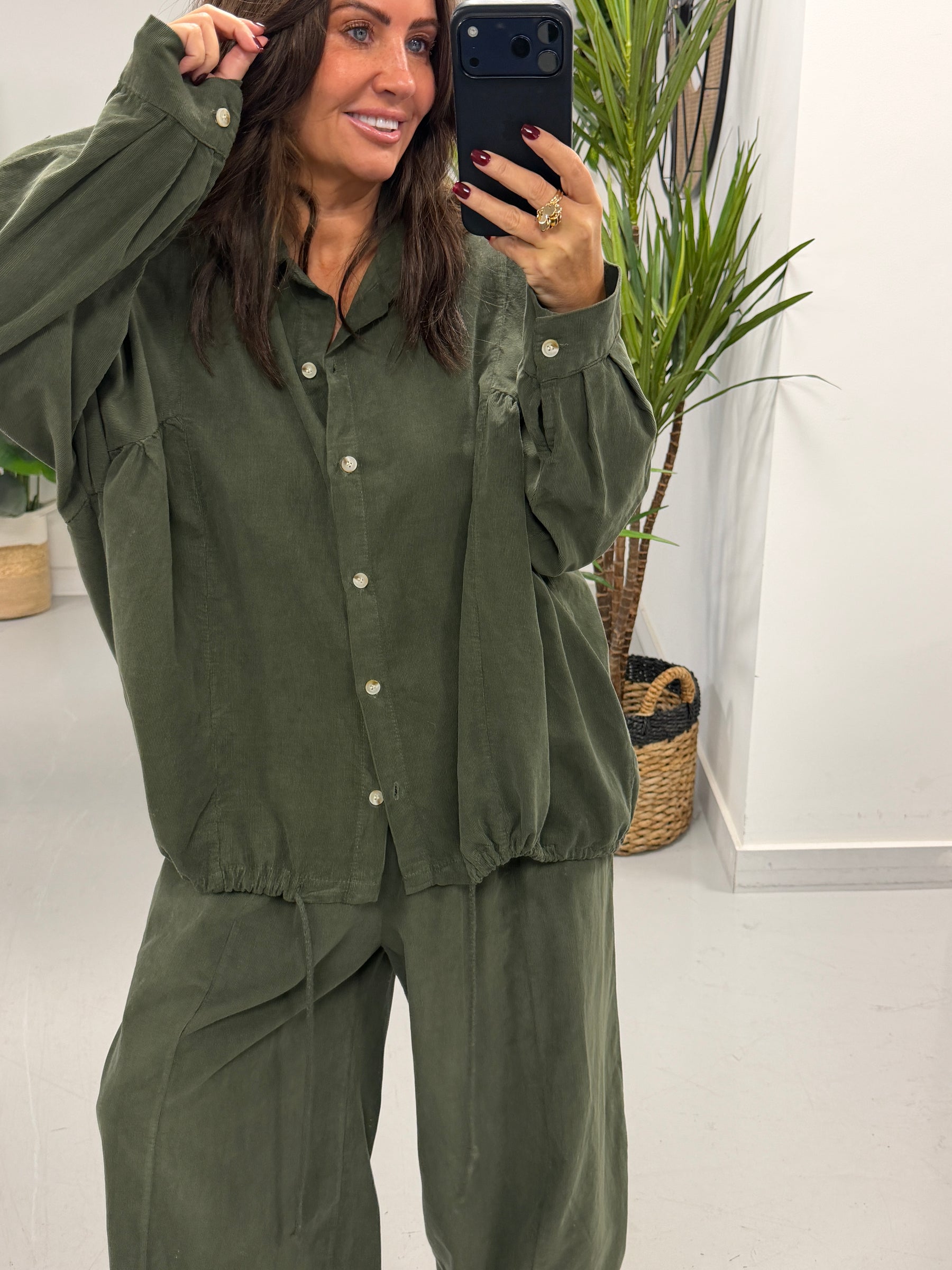 The Needlecord Shirt - Khaki