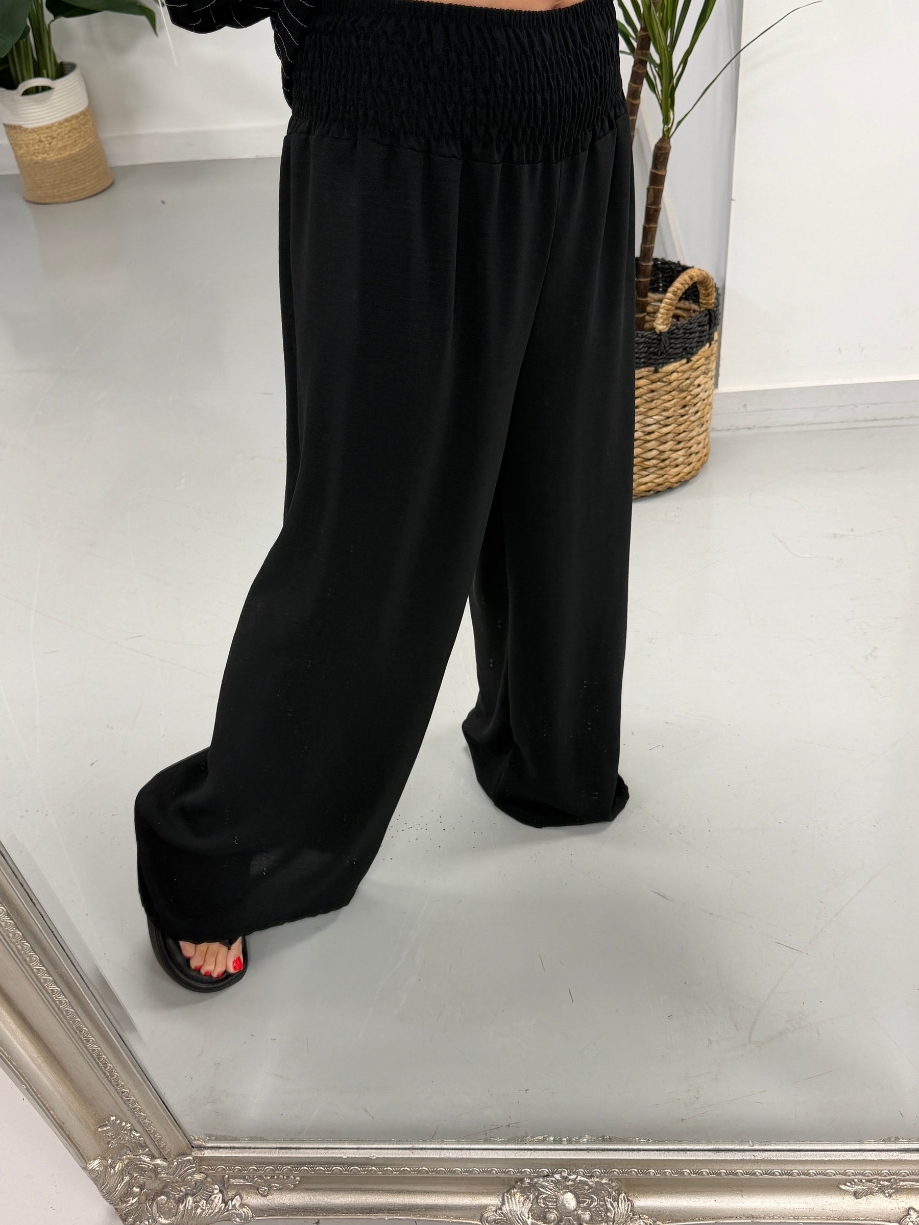 The Classic Palazzo - Black