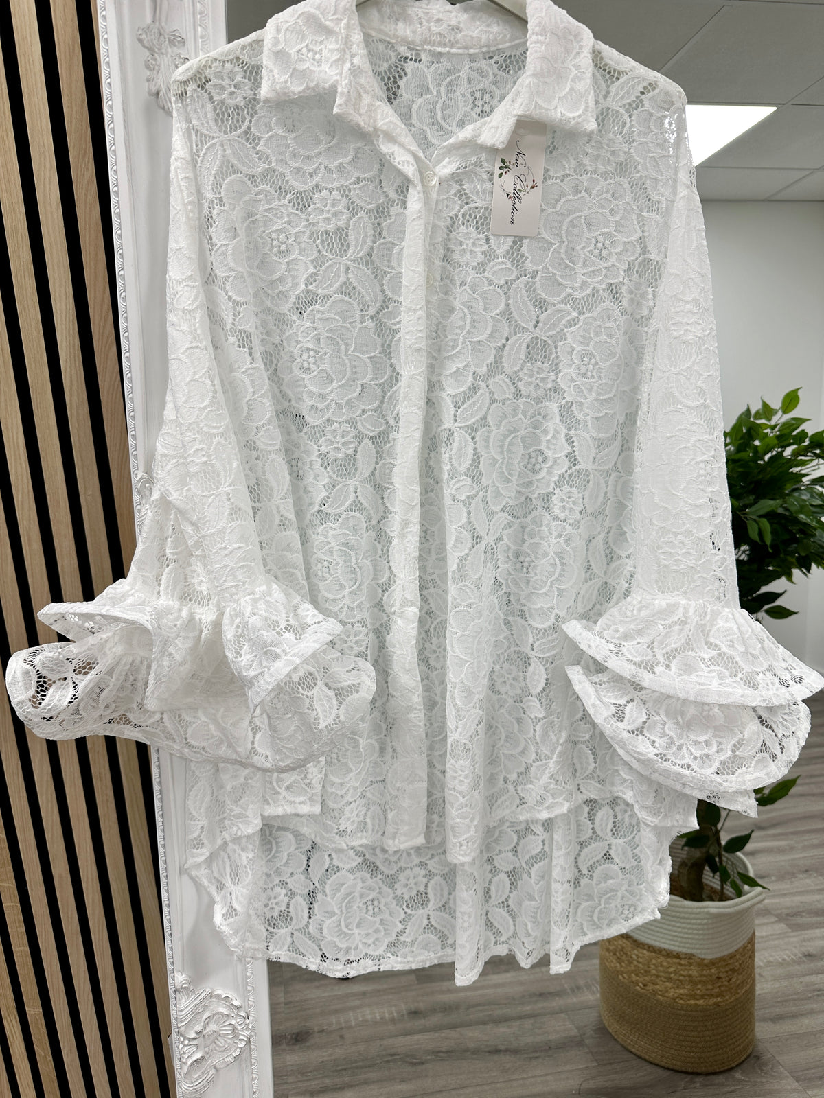 The Flute Sleeve  Lace Shirt - White
