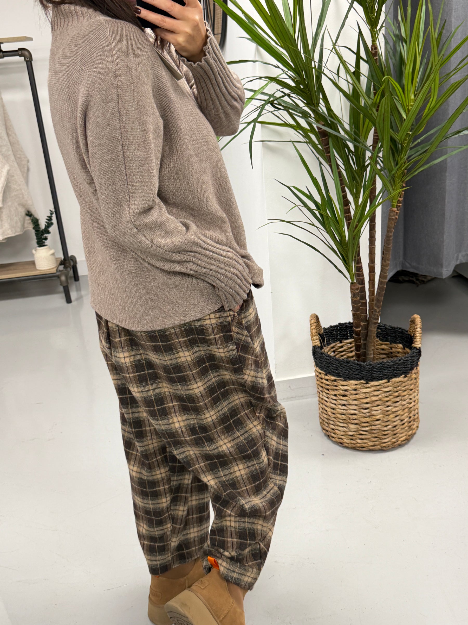 Ribbed Sleeve Knit - Oatmeal