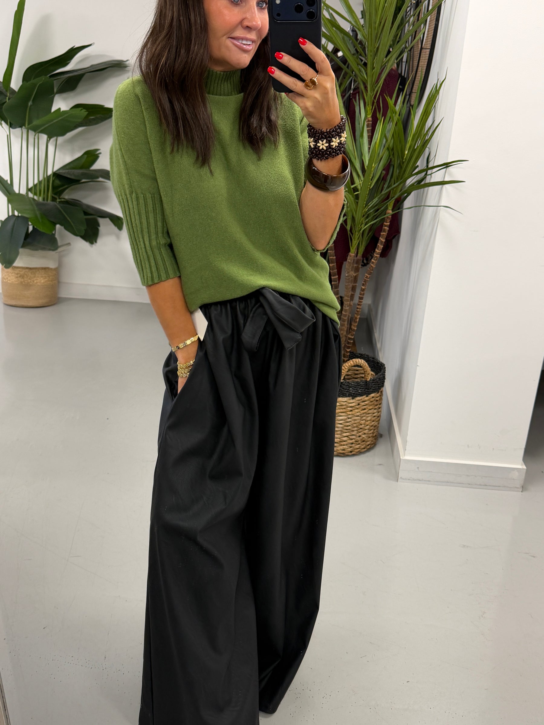 Crop Sleeve Knit - Pistachio