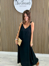 The Spring Shoulder Maxi - Black