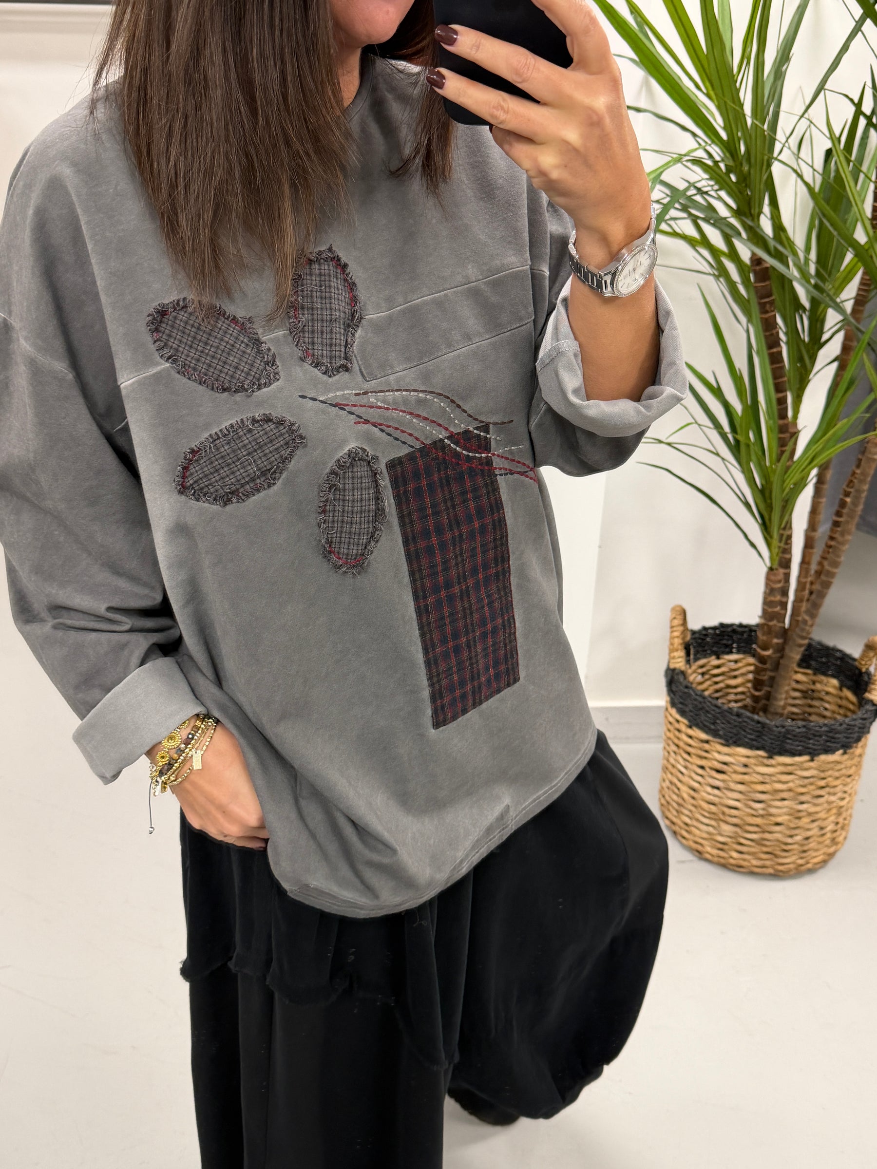 The Check Petal Patch Acid Wash Jersey - Charcoal