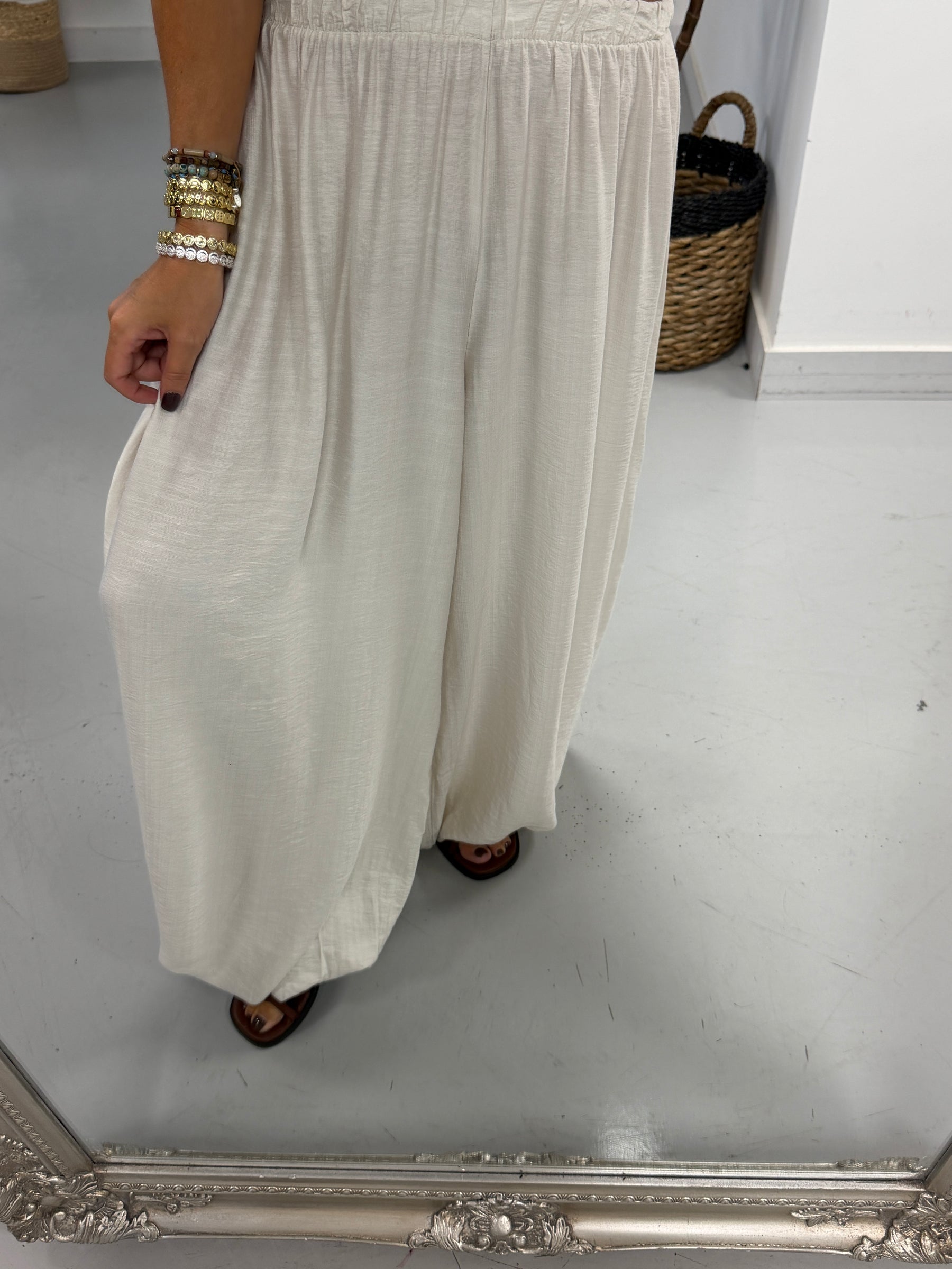 The Balloon Tie Cuff Trousers - Cream
