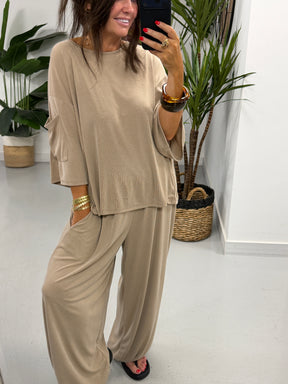 The UTB Weekend Slouch Co-Ord Soft Camel (Size 2)