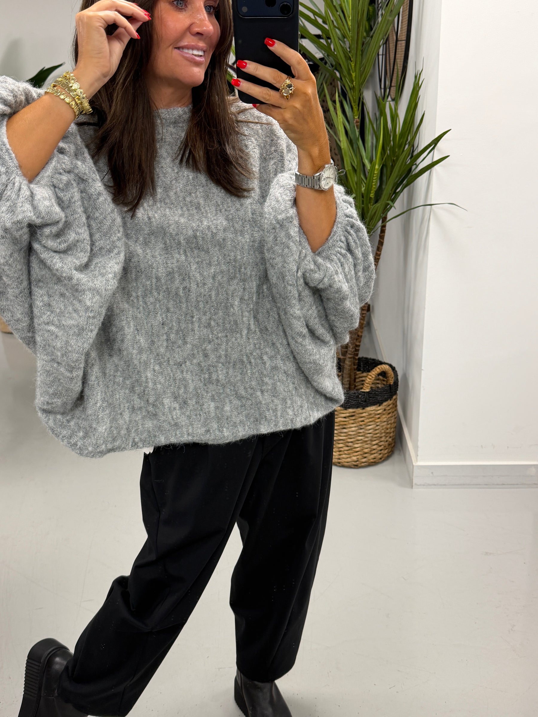Zeta Otto Chunky Sleeve Knit - Grey
