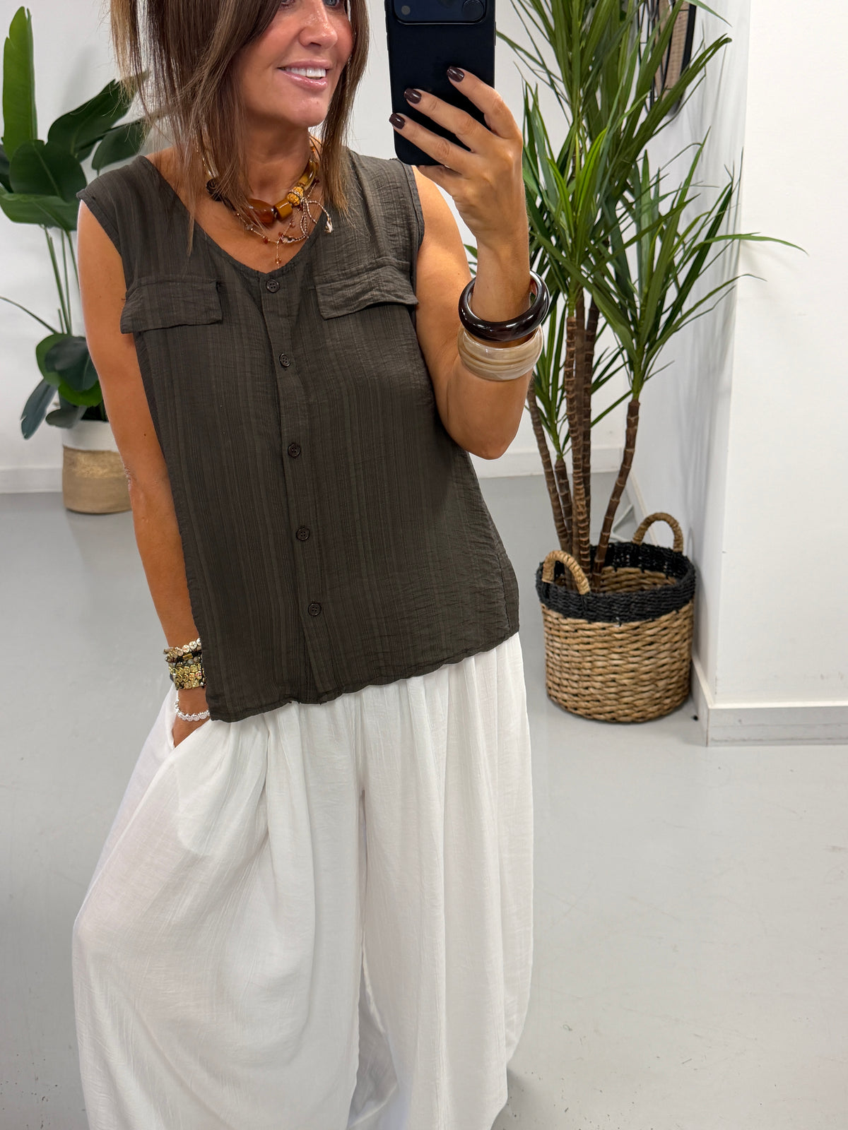 Crinkle Utility Top - Chocolate