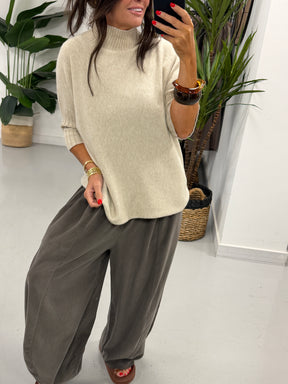 The Barrel Needlecord Joggers - Mocha