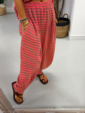 The Deluxe Gingham Barrel Trousers - Pink/Mocha