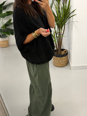 The Rustic Crop Sleeve Knit - Black