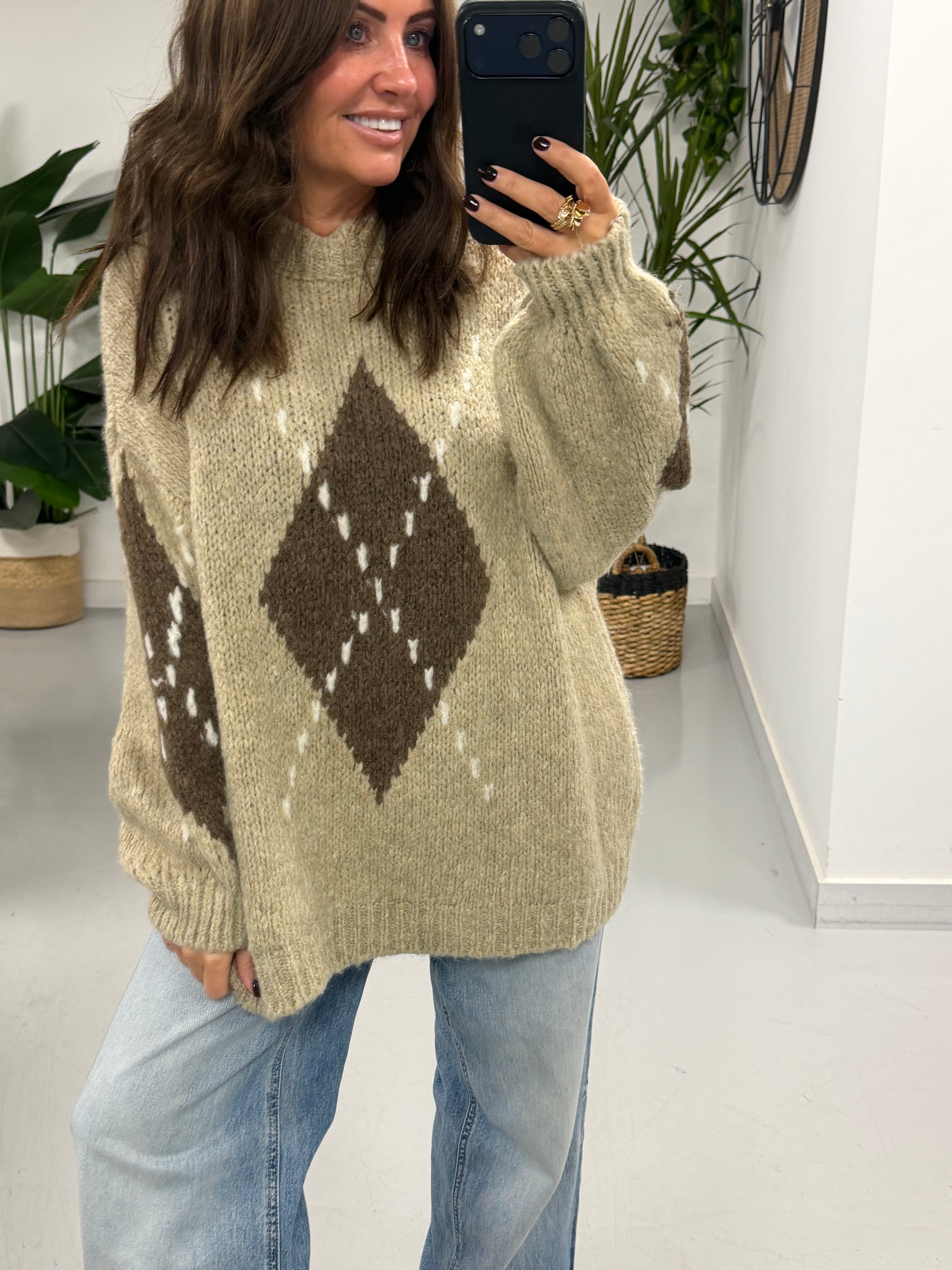 The Argyle Rustic Soft Knit - Oatmeal (Size 10-18)