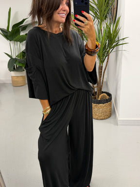 The UTB Weekend Slouch Co-Ord - Black (Size 2)