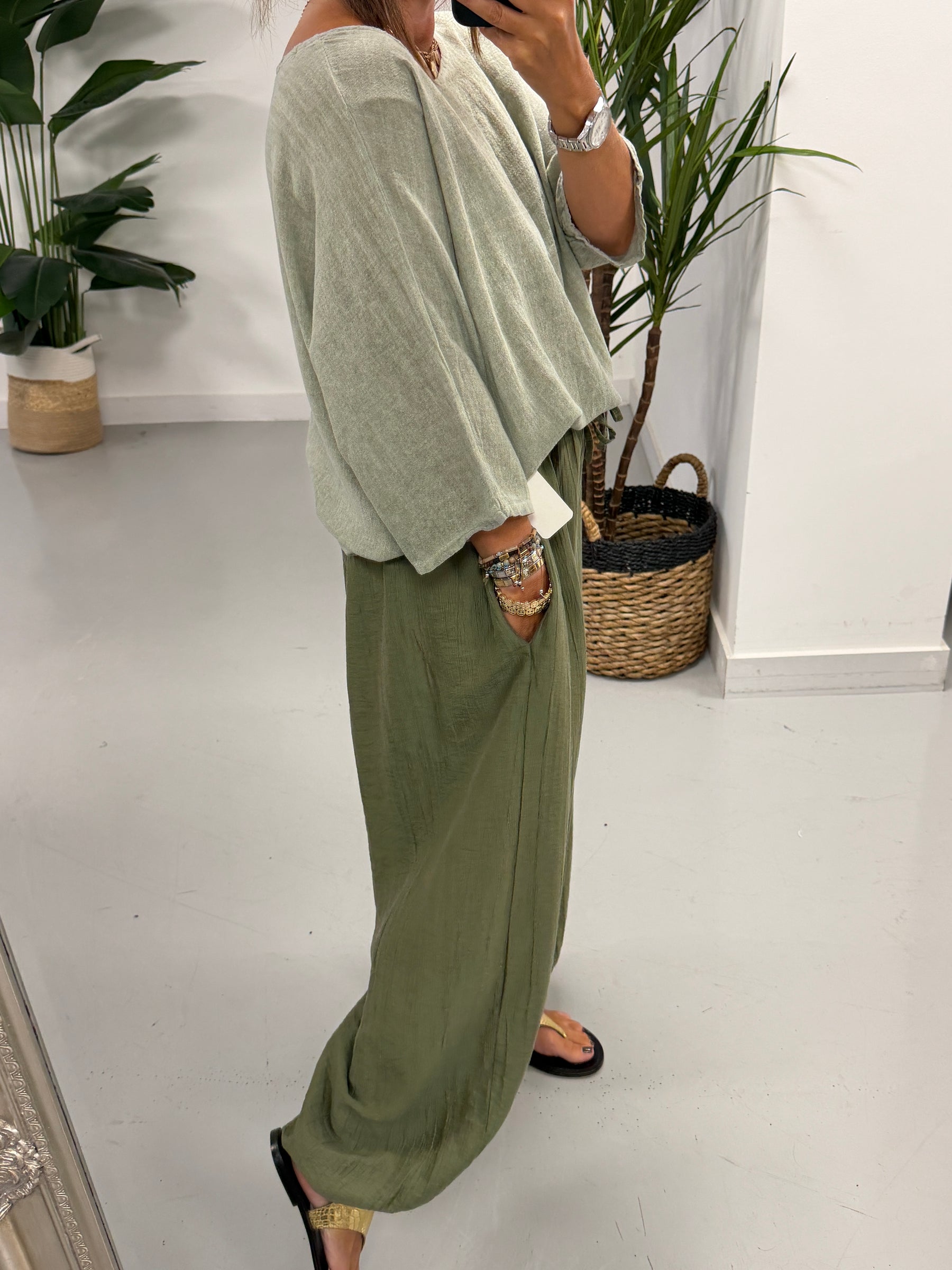 The OG TicToc Crinkle Balloon Trousers - Khaki