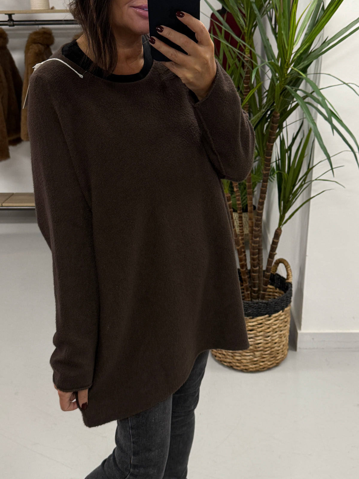 The Chelsea Round Neck Knit - Chocolate