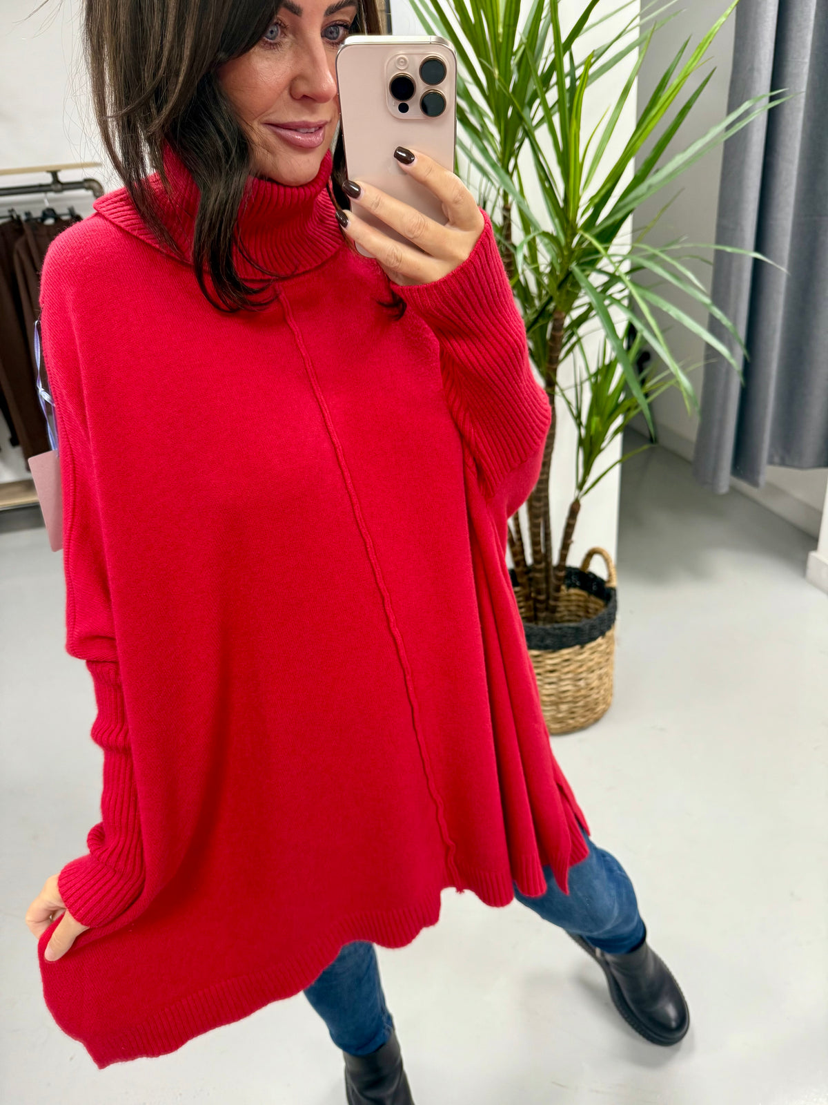 The Esme Soft Knit - Red