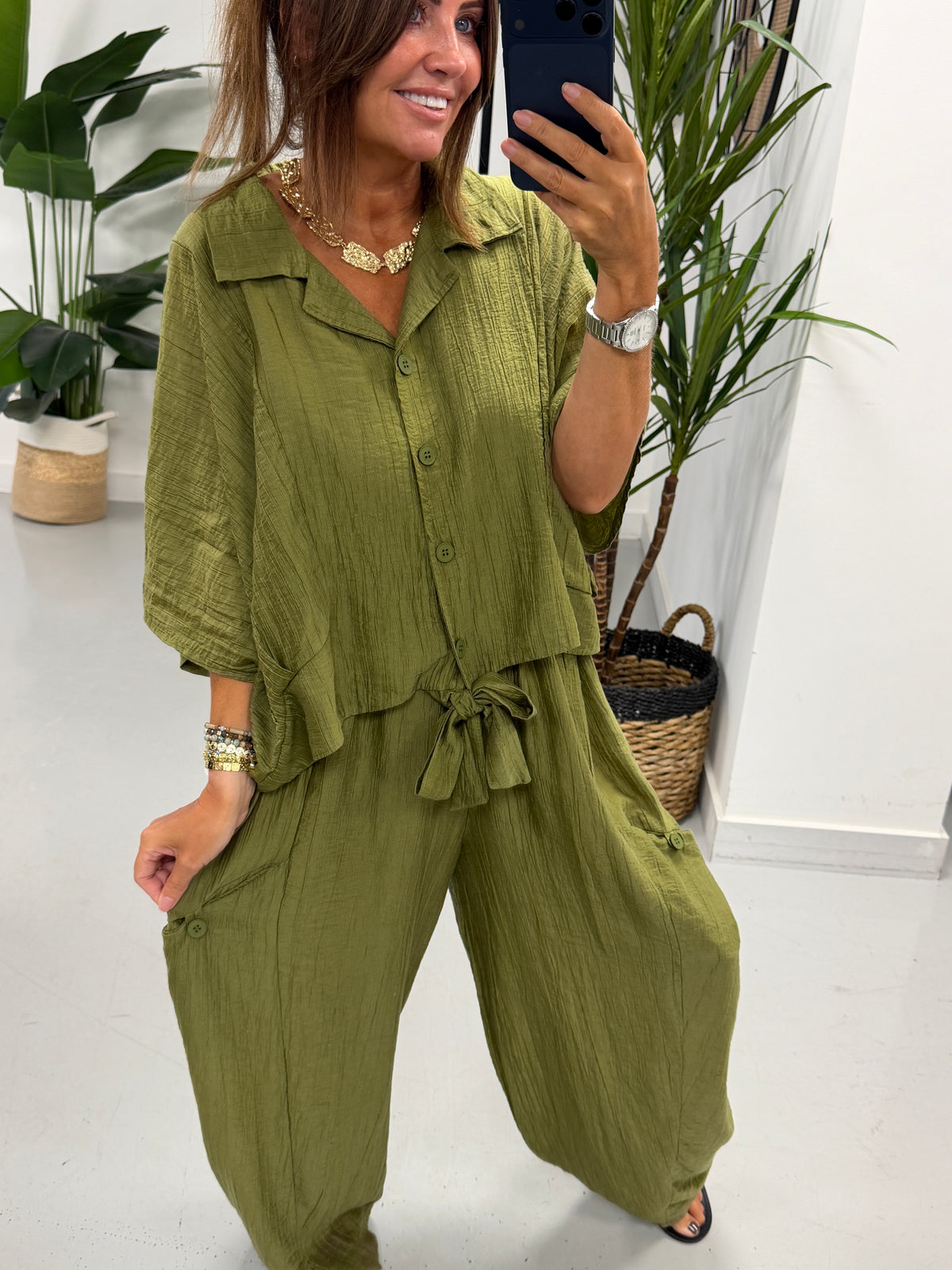 The Crinkle Button Tie Shirt - Khaki