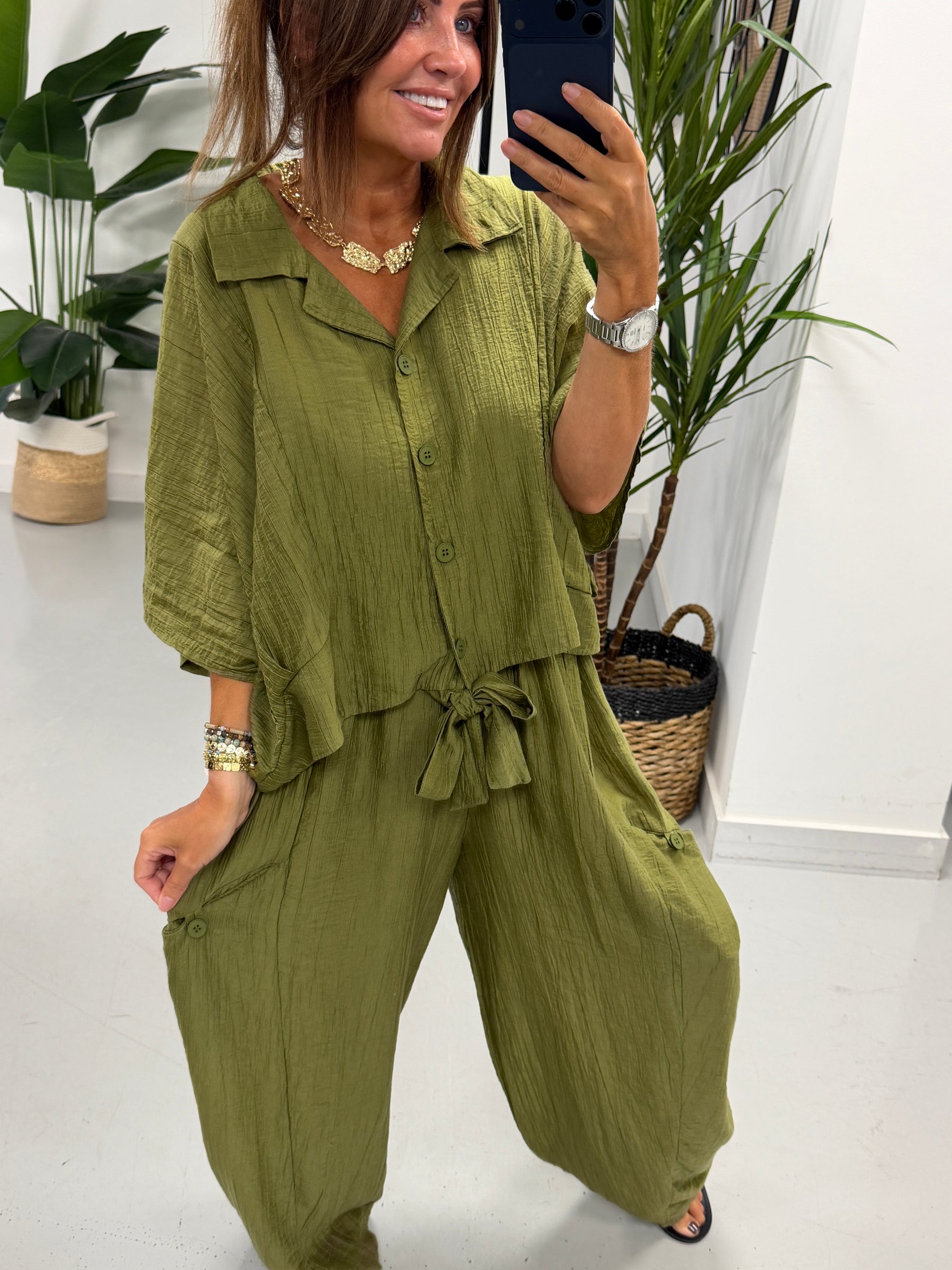 The Crinkle Button Tie Shirt - Khaki