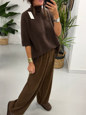 The Cambridge Cord Balloon Trousers - Chocolate (Size 12-16)