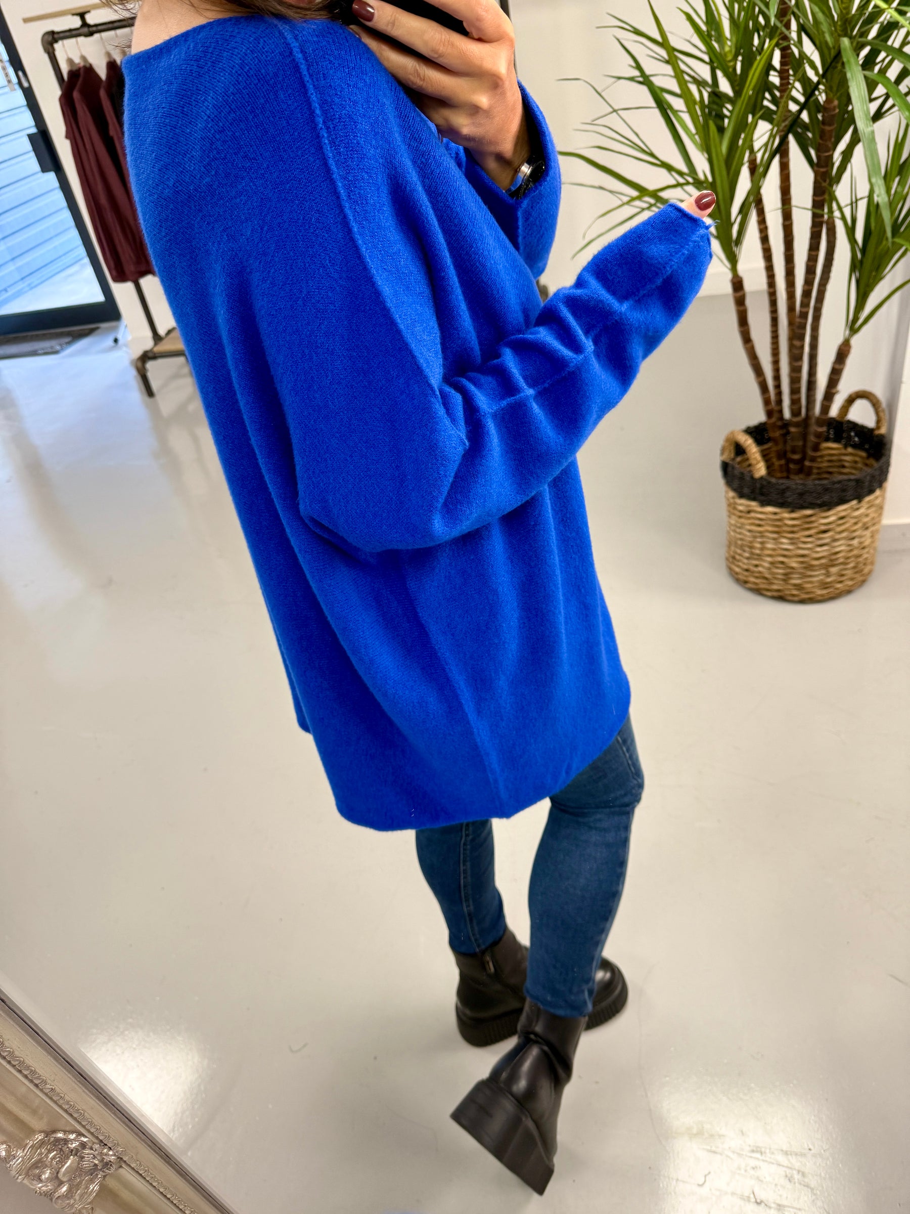 The Chelsea Round Neck Knit - Cobolt