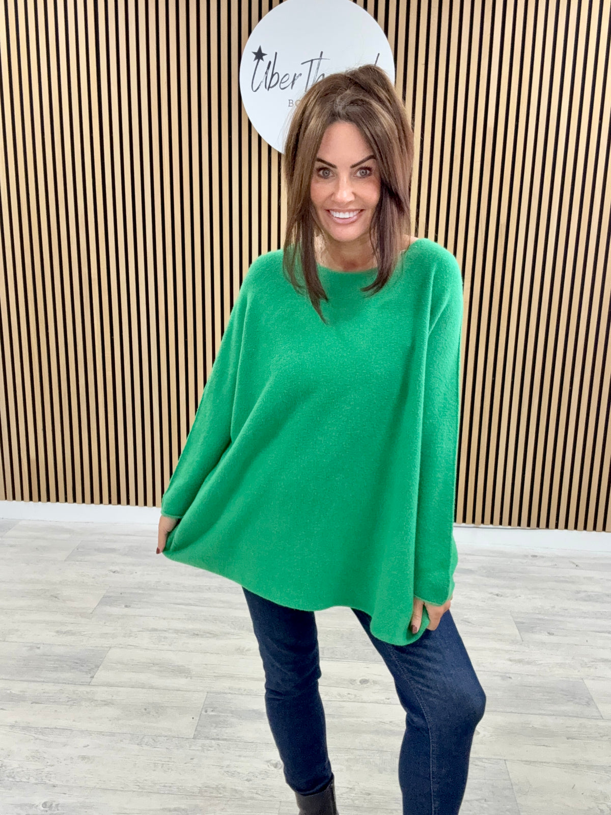 The Chelsea Round Neck Knit - Emerald