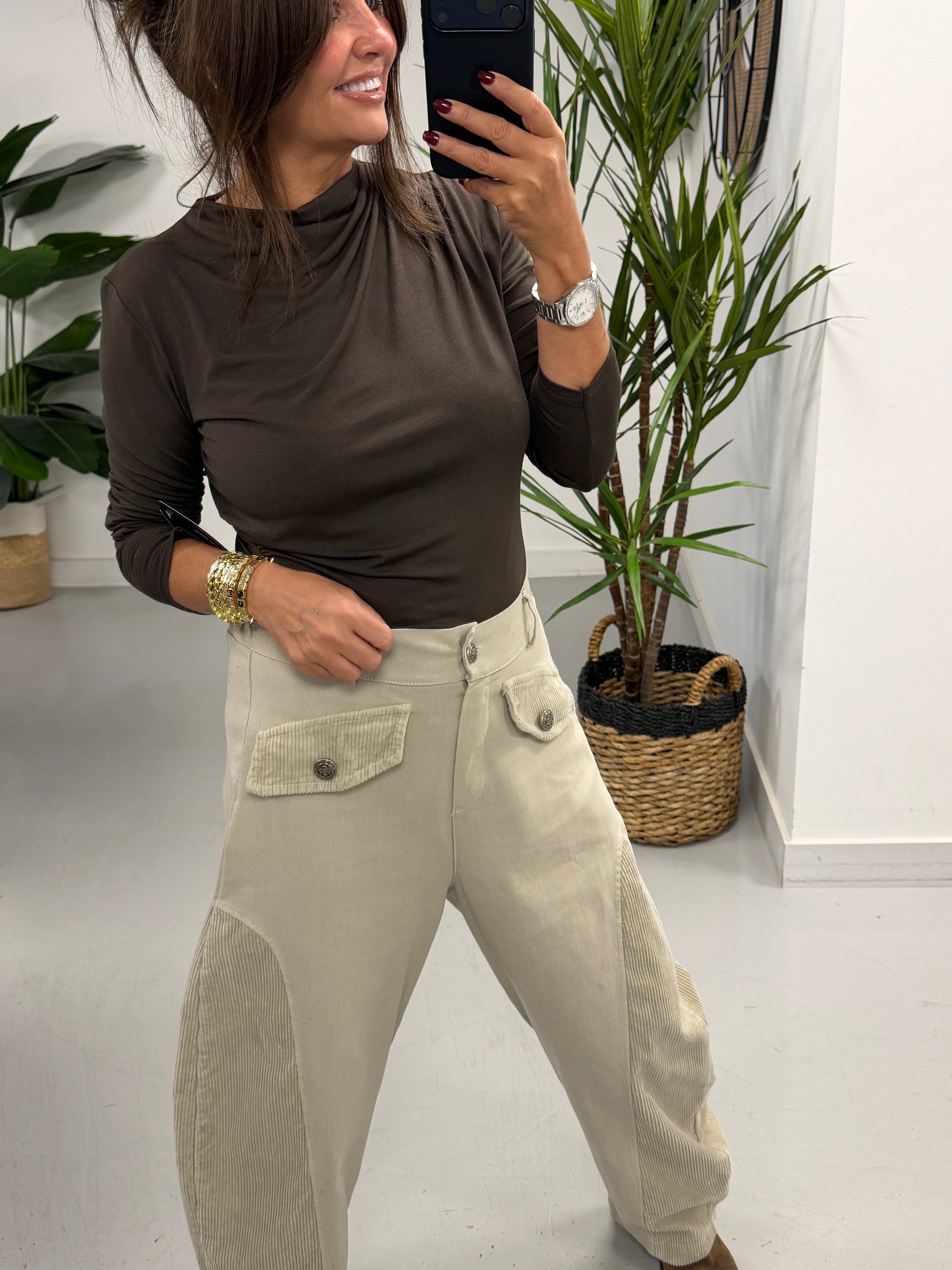 The Hampstead Hybrid Barrel Trousers - Cream (Size 12-16)