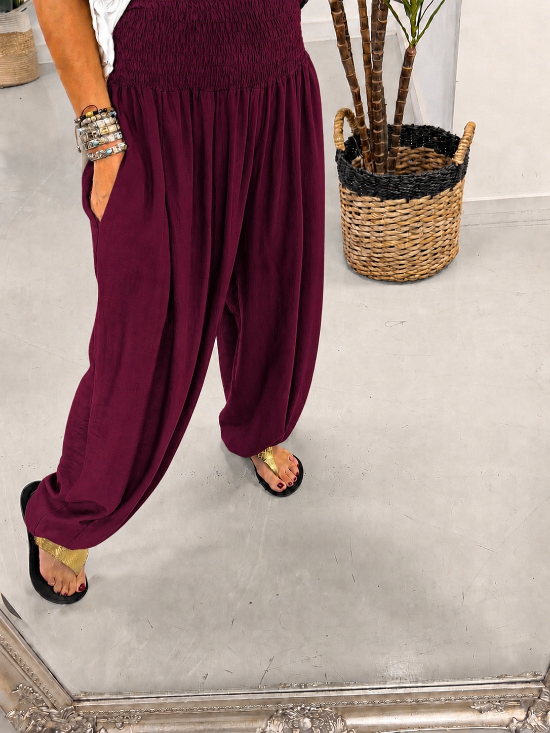The Shirred Balloon Trouser - Wine