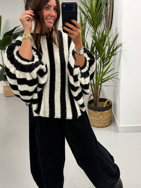 Zeta Otto Stripe Chunky Sleeve Knit - Black (Size 10-18)