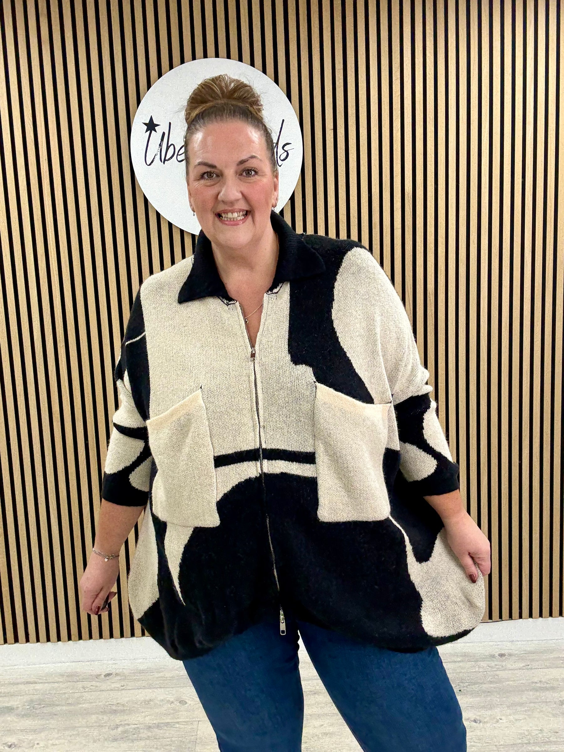 The Camello Zip Cardigan - Black/Cream