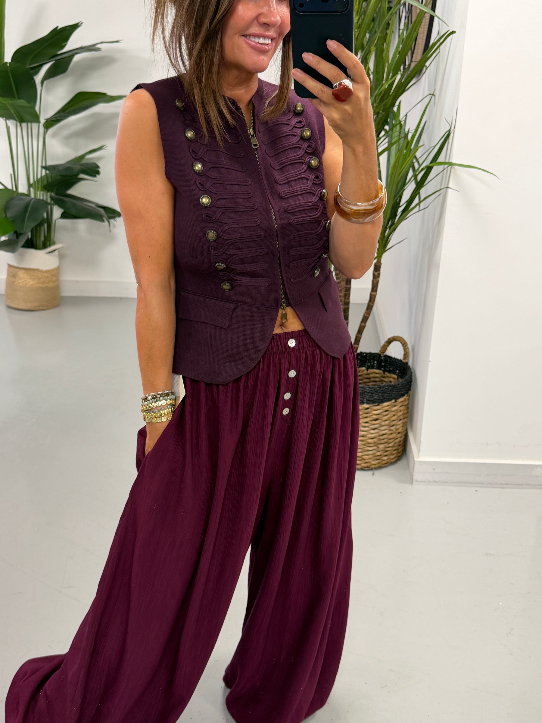 Button Crinkle Balloon Trousers - Wine