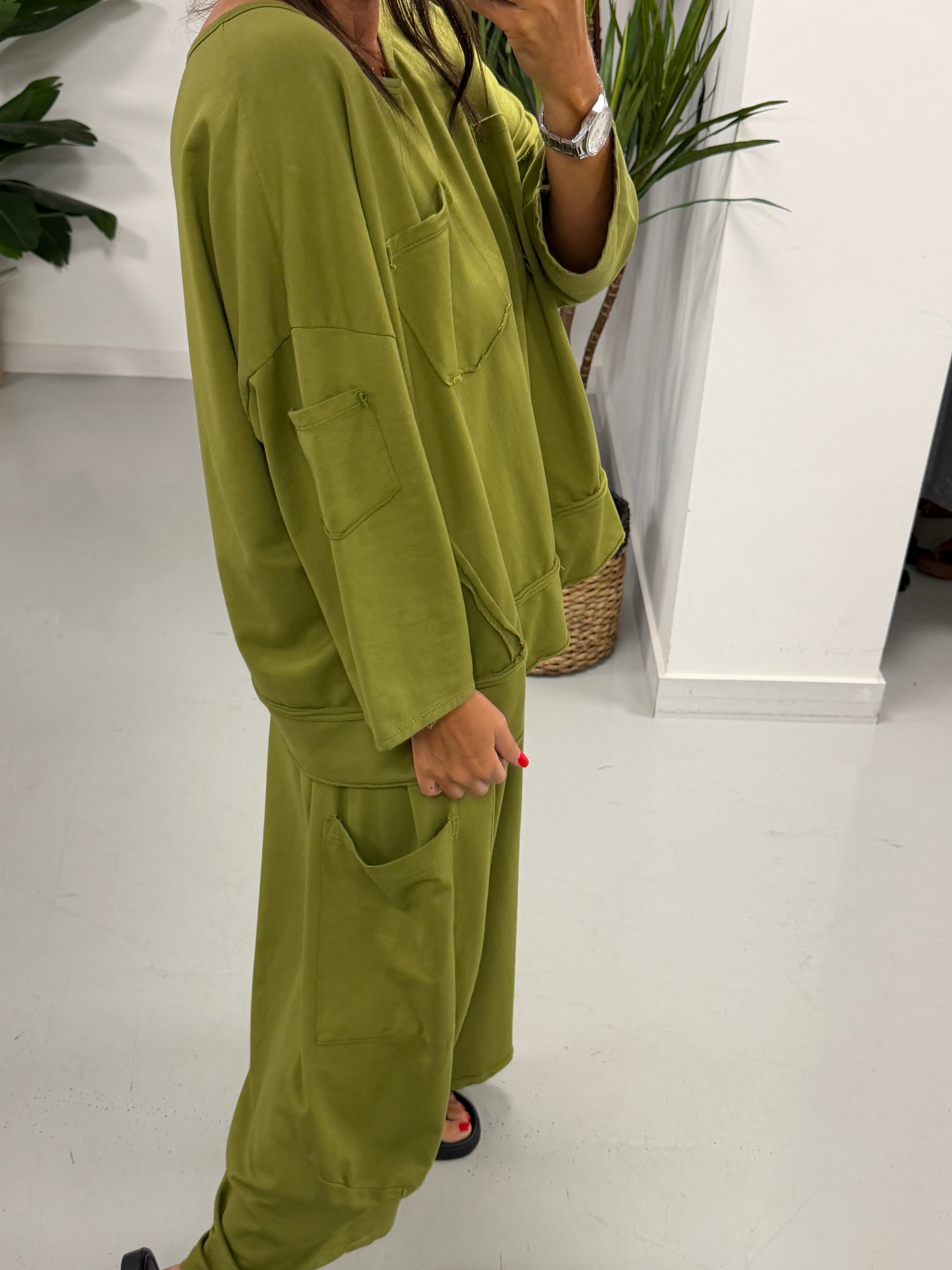 The Freestyle UTB Utility Jersey Top - Olive Green