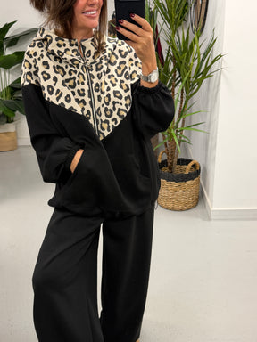 Animal Scuba Zip Up Sweater- Black (Size 12-16)