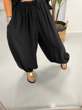 The Bahia Balloon Trouser - Black