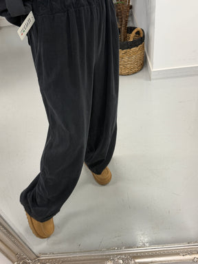 The Barrel Needlecord Joggers - Charcoal