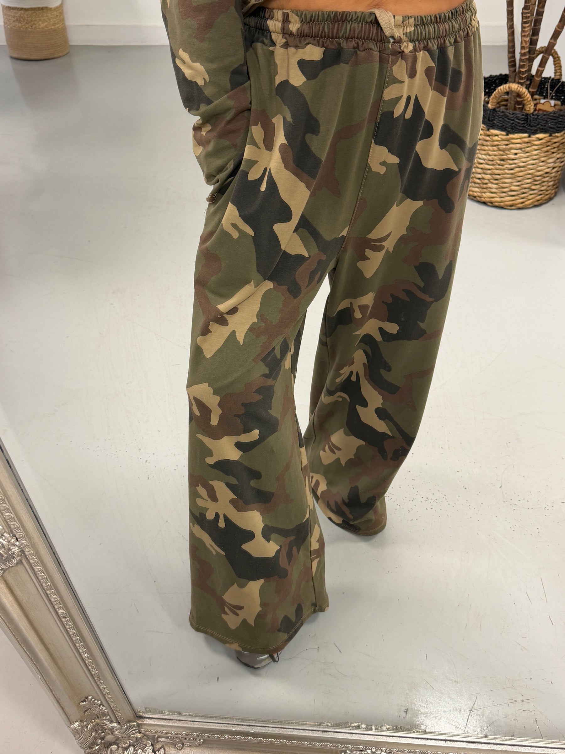 The Conrad Camo Joggers (Size 10-14/16)