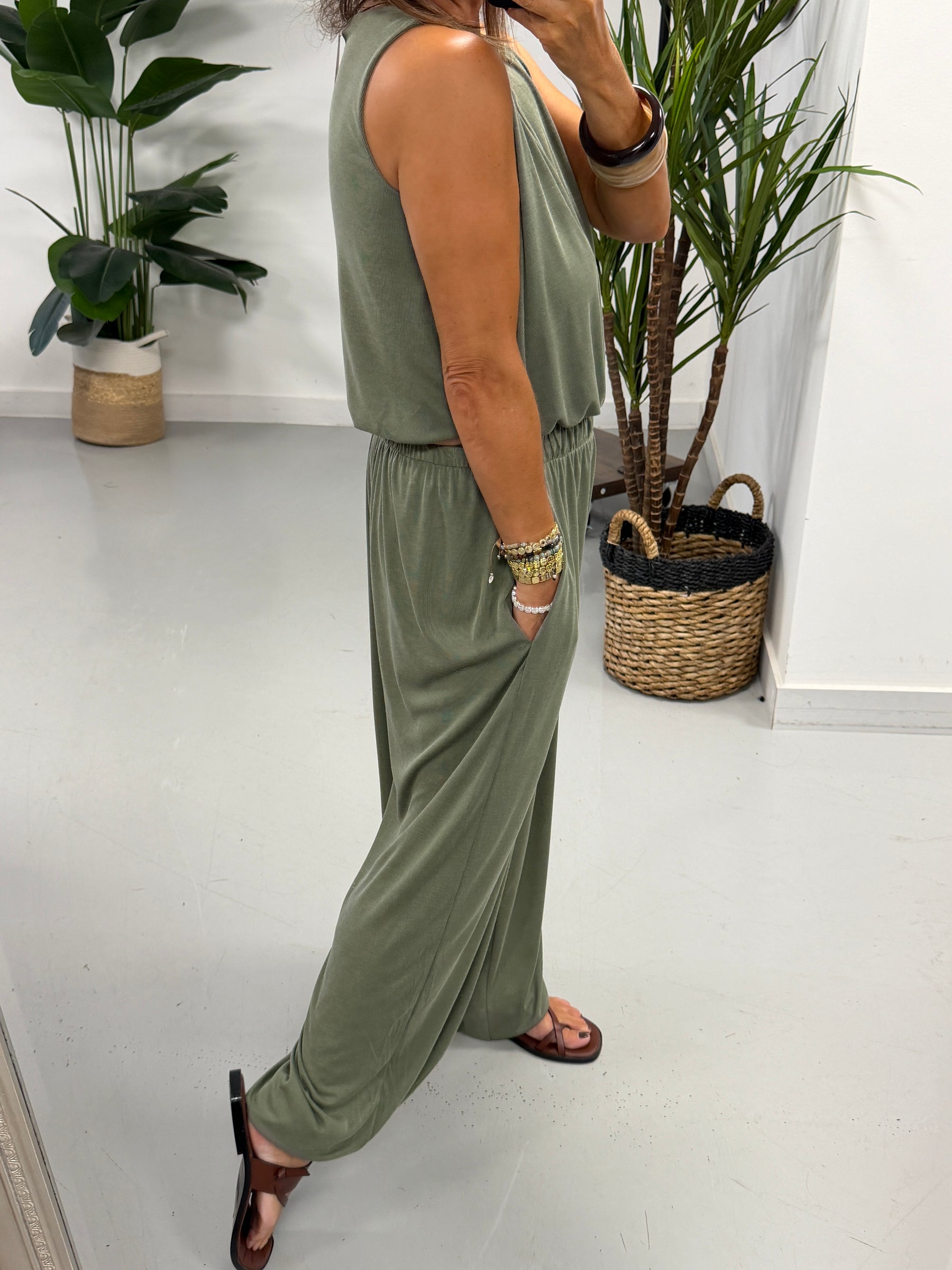 The Weekend Slouch Balloon Set - Khaki