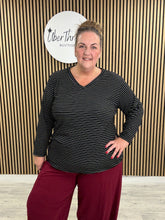 The Stripe Soft Knit (plus) - Black