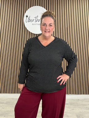 The Stripe Soft Knit (plus) - Black
