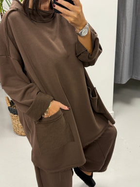 The Deluxe Weekend Collection Double Pocket Tunic - Chocolate