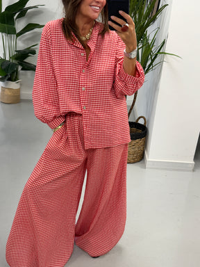 The Gingham Button Shirt - Red