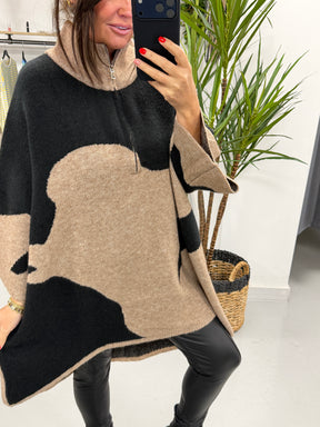 The Zip Up Abstract Soft Knit - Black/Camel