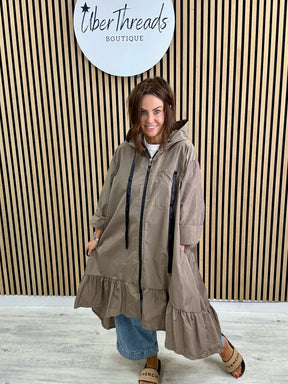 The High Low Frill Rainmac - Taupe