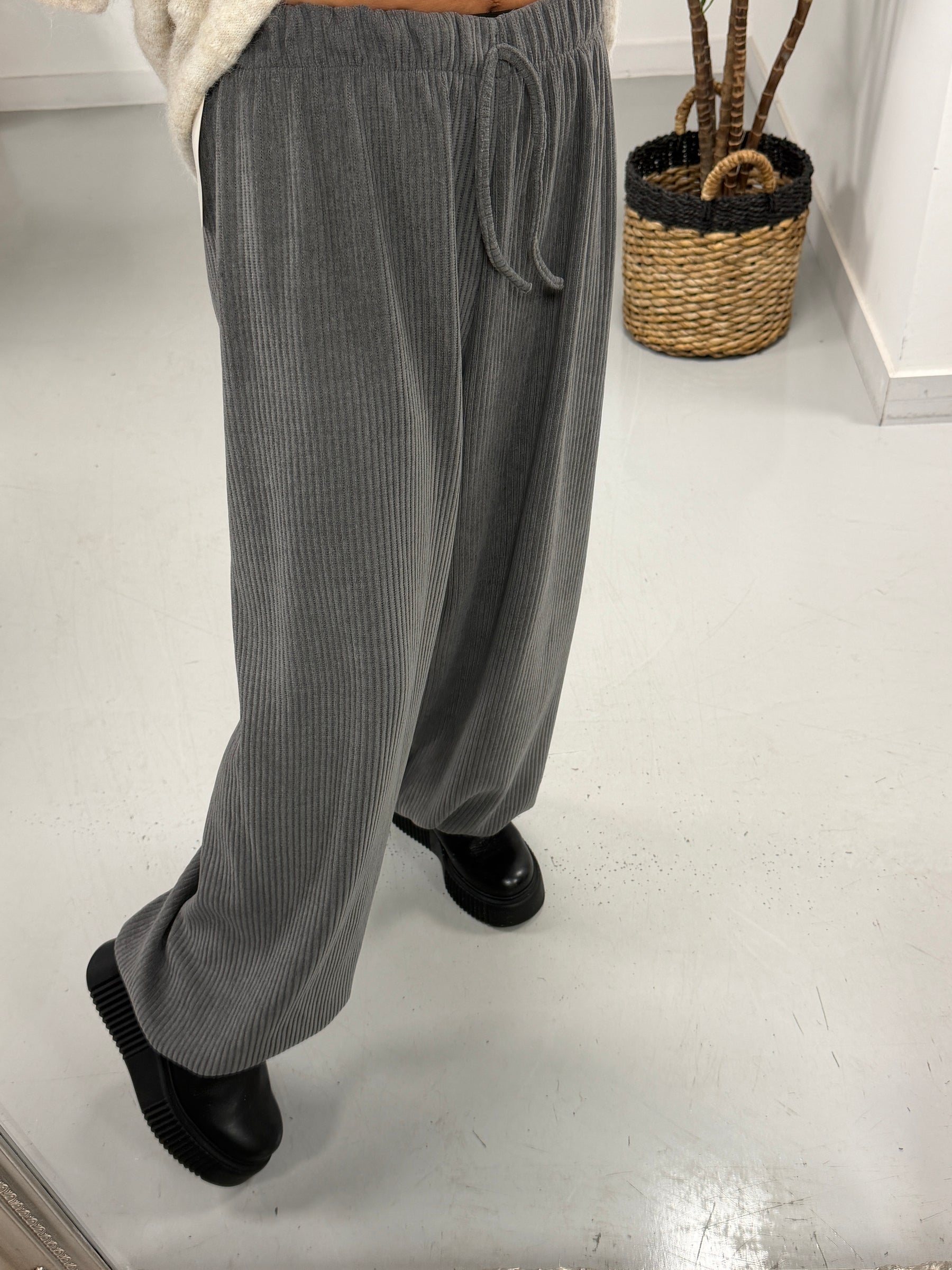 The Cambridge Cord Balloon Trousers - Grey (Size 10-16)