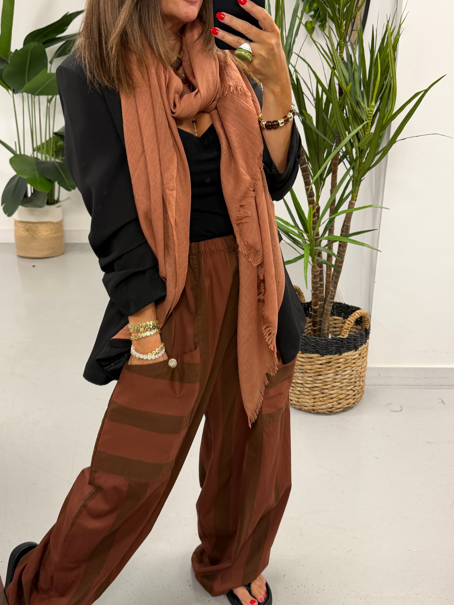 Bailey Wide Stripe Barrel Pants - Rust