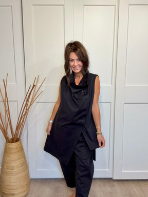Hampton Asymmetric Ruffle WAISTCOAT - Black