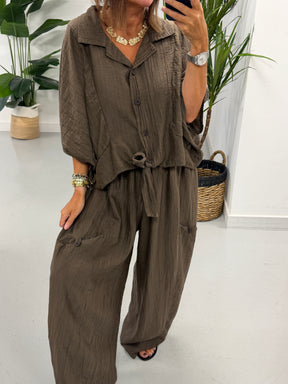 The Crinkle Button Tie Shirt - Chocolate