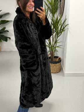 The Safron Longline Faux Fur Coat - Black (Size 10-14)