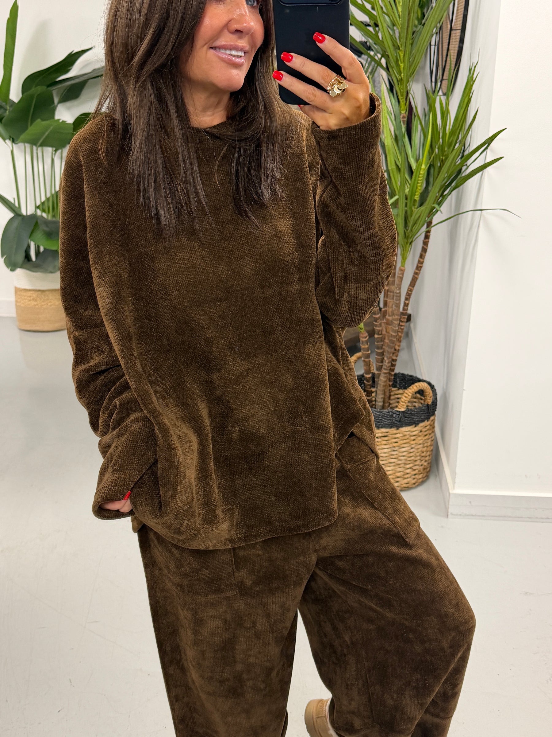 The Big Softie Lounge Set - Chocolate