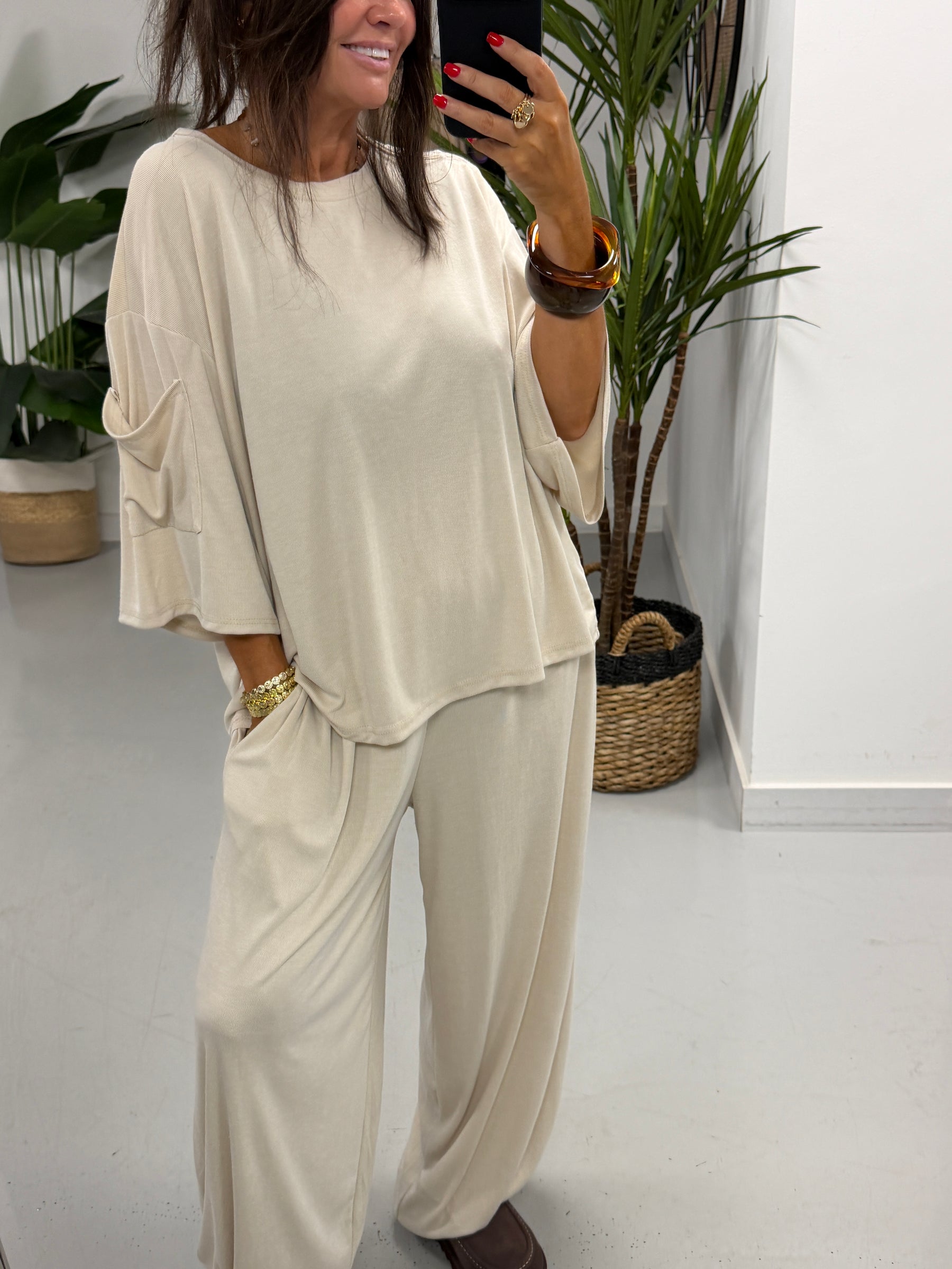 The UTB Weekend Slouch Co-Ord - Cream (Size 2)